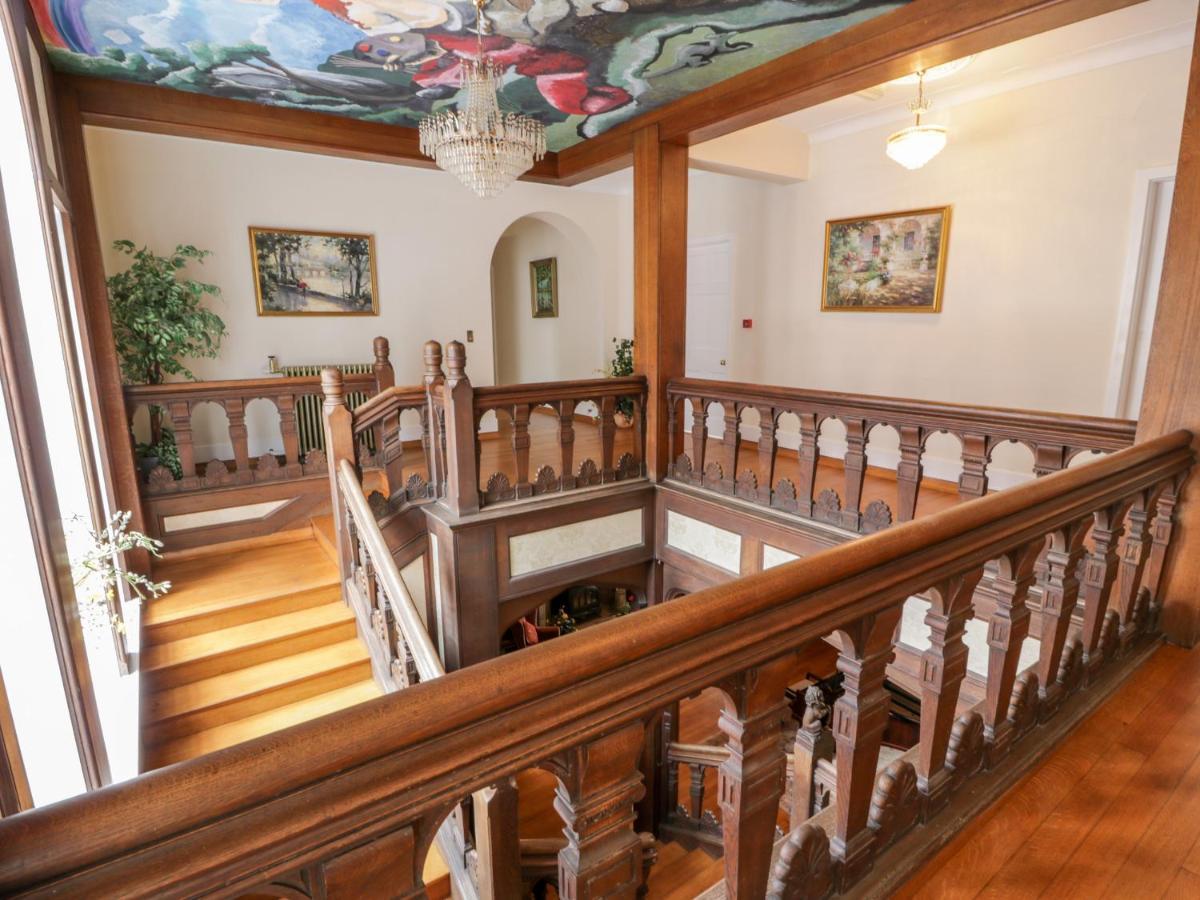 スターリングAuchentroig Houseアパートメント エクステリア 写真